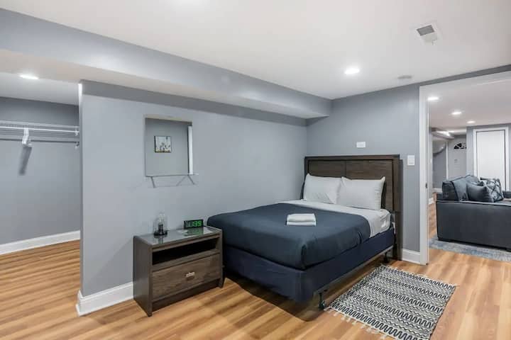 Се наоѓа во подрумот 