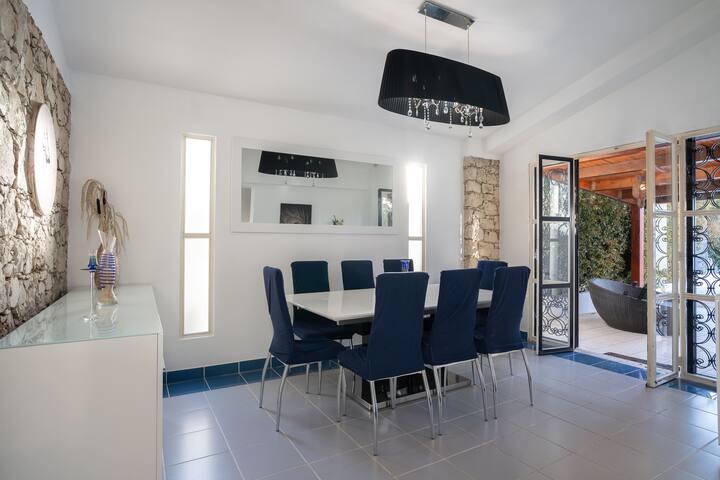 IntiHolidays managed Airbnb listing 3