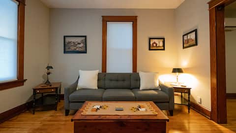 Successful Airbnb property: Cottage:Walkable 2 Everything-Super Clean-Downtown in Maryland