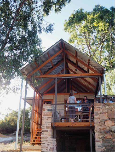 The Gum Hut in Mintaro