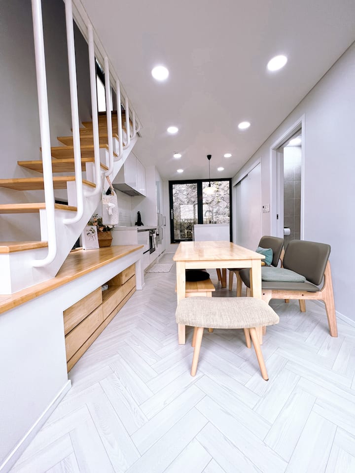 Private House: Serene Seoul City View #Seochon - Corea del Sur