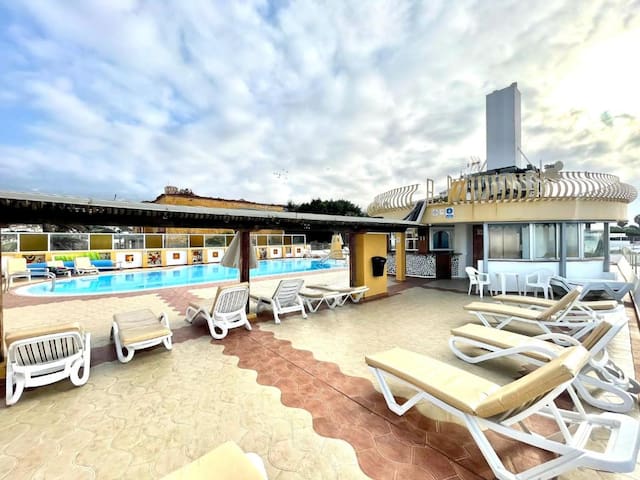 Estudios Turísticos Pto De La Cruz managed Airbnb listing 1