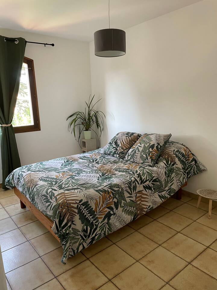 საძინებელი 2