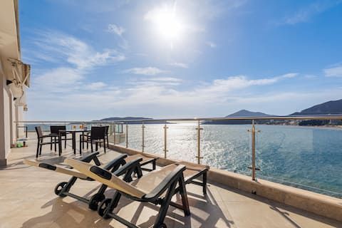 Bianca-3, panoramic terrace