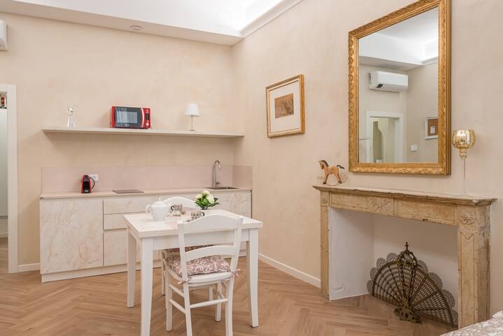 Classic Chic – Città Alta gallery image 4