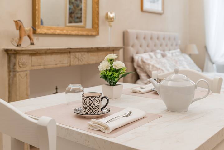 Classic Chic – Città Alta gallery image 2