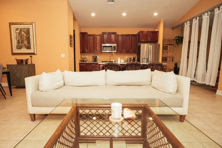 Naples Paradise Master Suite | Pool | Private Bath - Naples, FL