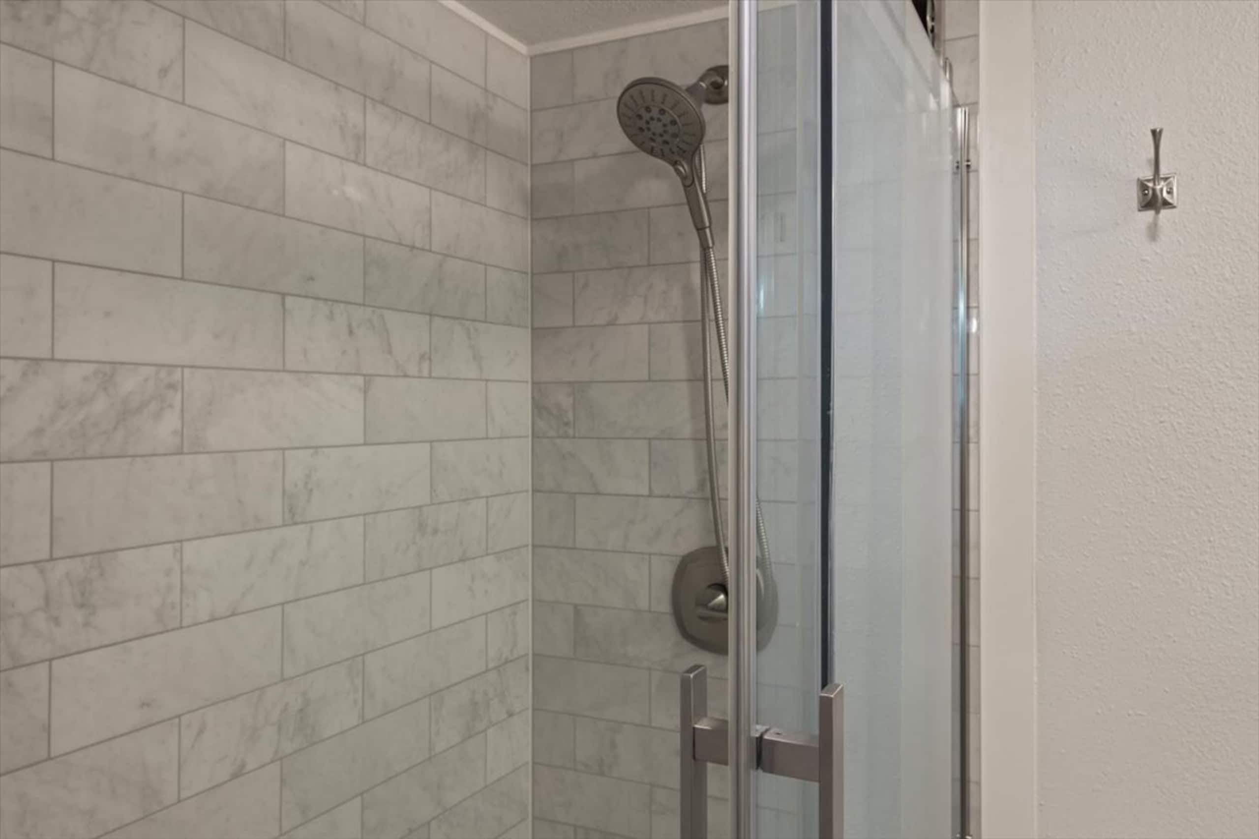 Home in Kihei · ★4.98 · 1 bedroom · 2 beds · 2 baths - Image 16