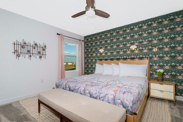 غرفة نوم بسرير كبير #8، الطابق الثاني