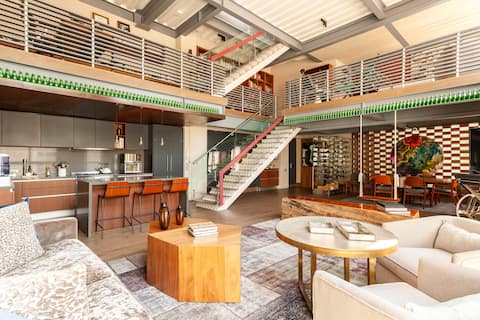Popular Airbnb listing: Travel in Style in this Unique Loft @ Polanco in Polanco