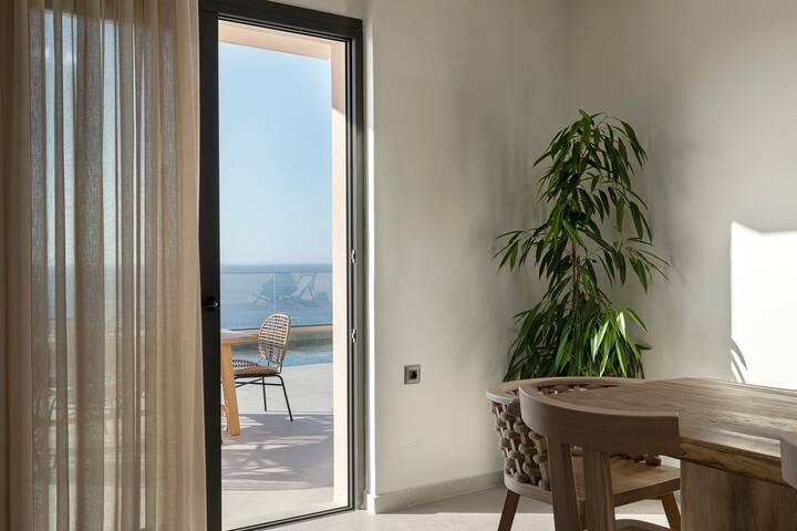 The Nest Resort -2Bedroom Sea View Villa with Pool gallery image 2