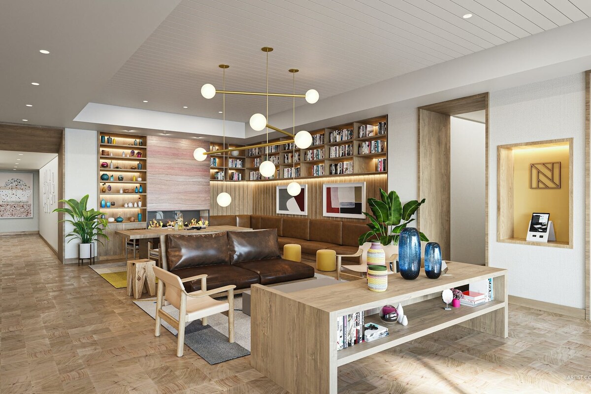 Upgraded Luxury Rainey Street Condo