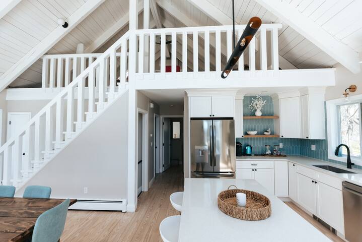Large, chic, and renovated Beach house! Pool table gallery image 3