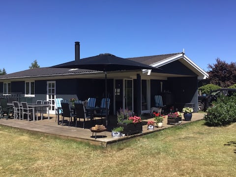 Lovely cottage close to the beach