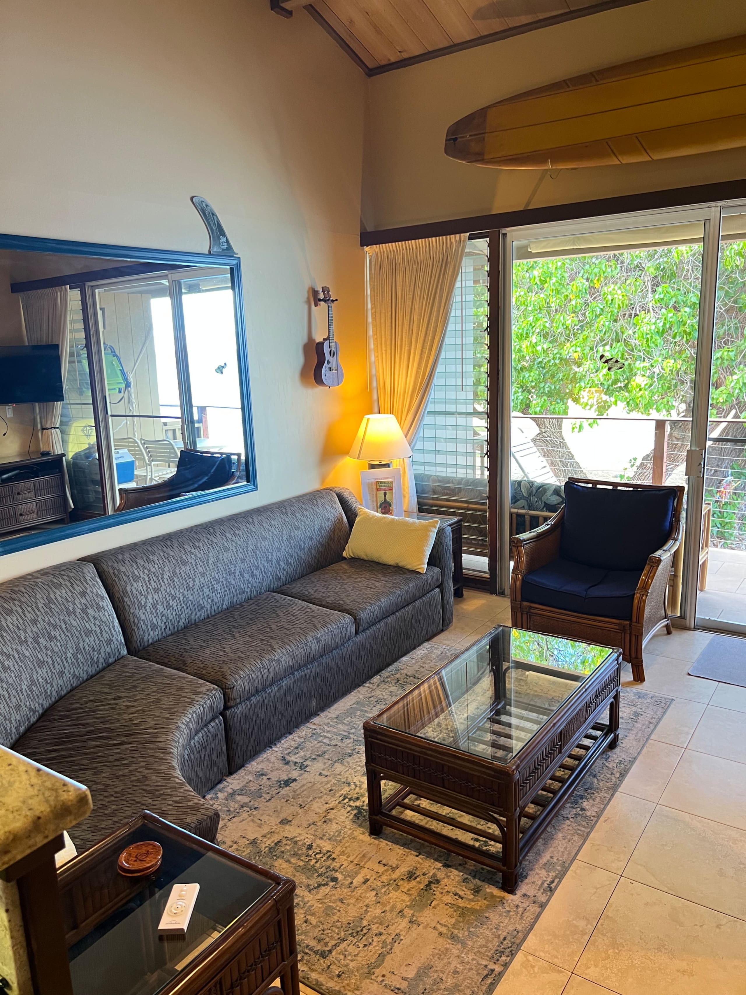 Condo in Lahaina · ★4.95 · 1 bedroom · 3 beds · 1 private bath - Image 10