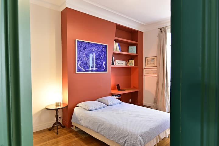 Master Suite
140 Kitanda
Chumba cha Kuogea cha Kibinafsi