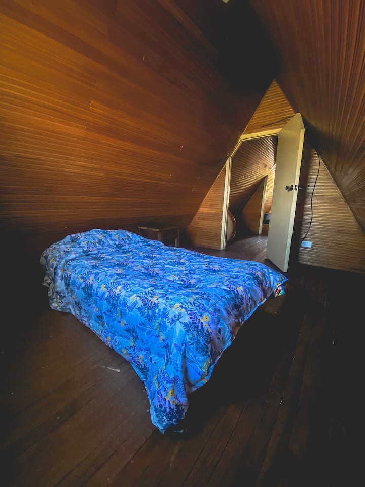 საძინებელი 4