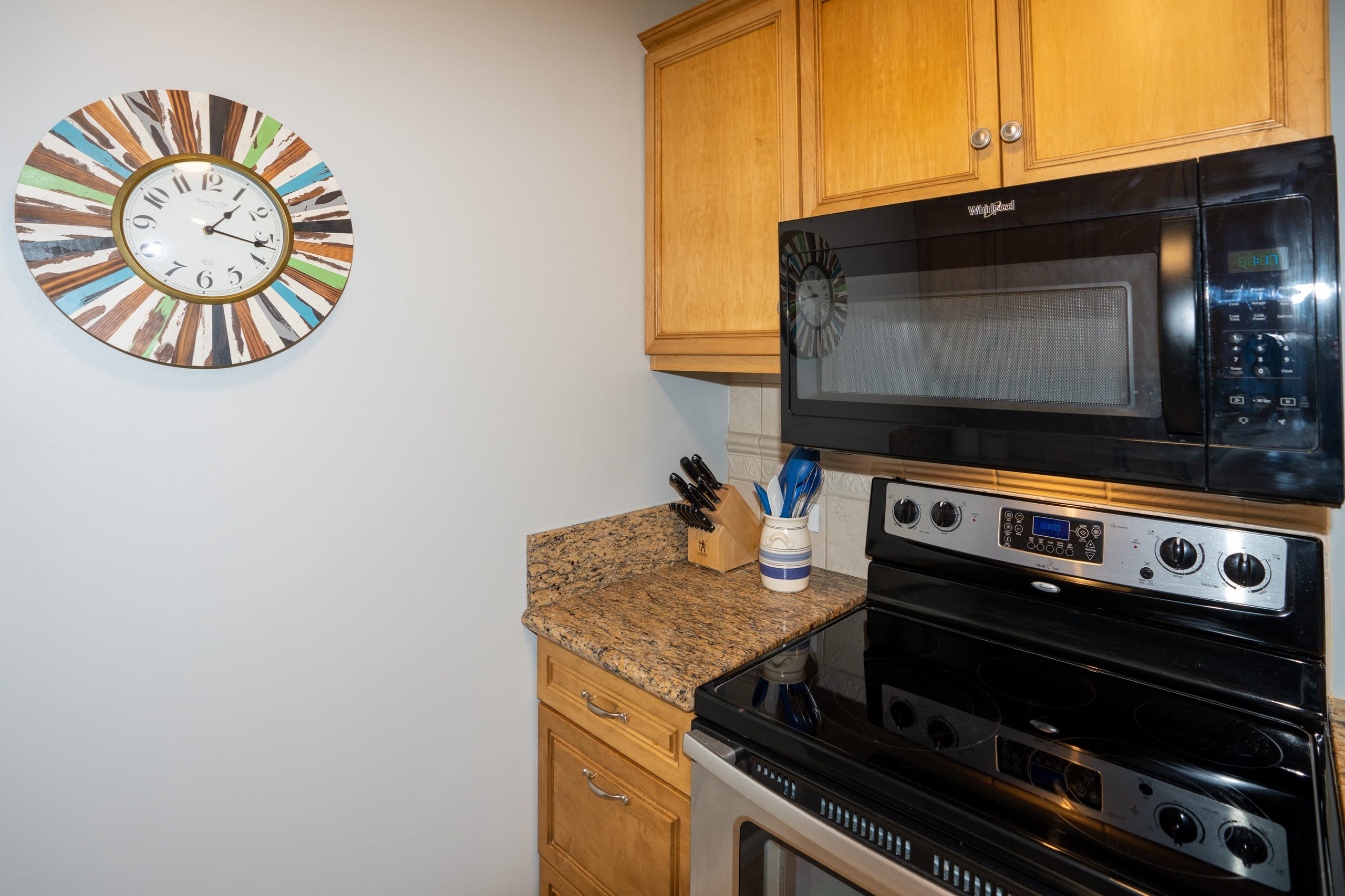 Condo in Kailua-Kona · ★4.94 · 1 bedroom · 1 bed · 1 bath - Image 5
