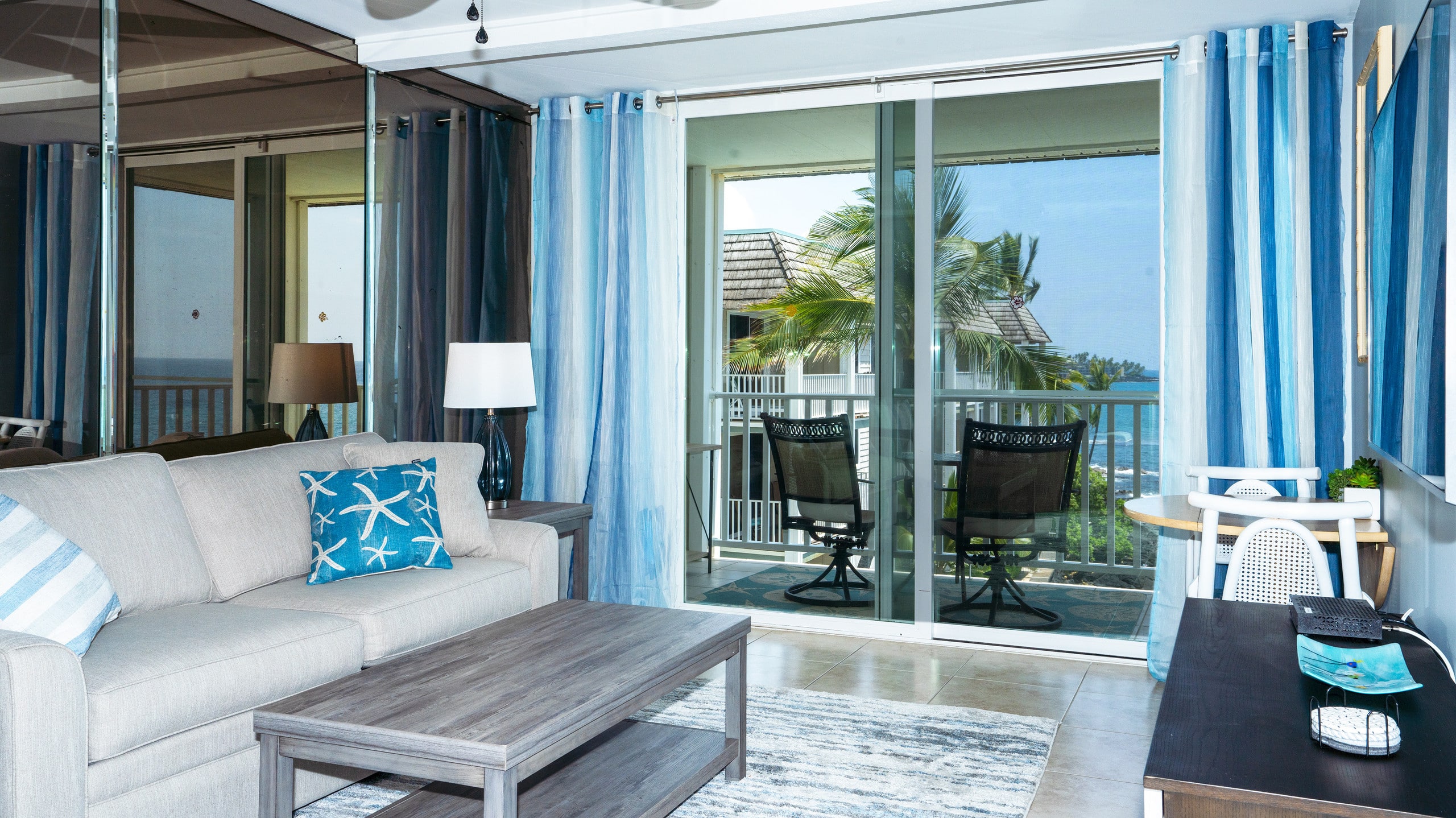 Condo in Kailua-Kona · ★4.94 · 1 bedroom · 1 bed · 1 bath - Image 2