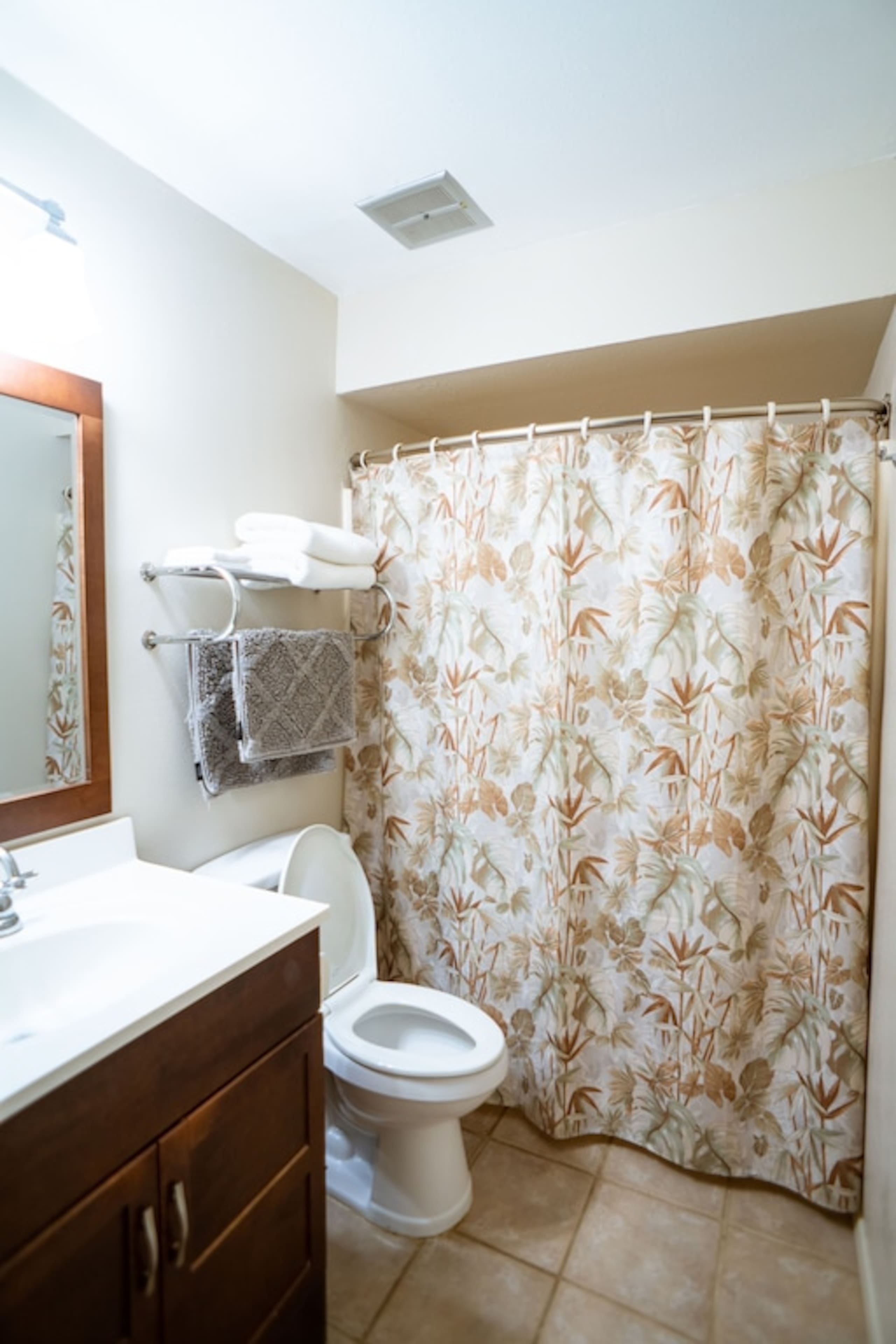 Condo in Kahuku · ★4.74 · 1 bedroom · 2 beds · 2 private baths - Image 7