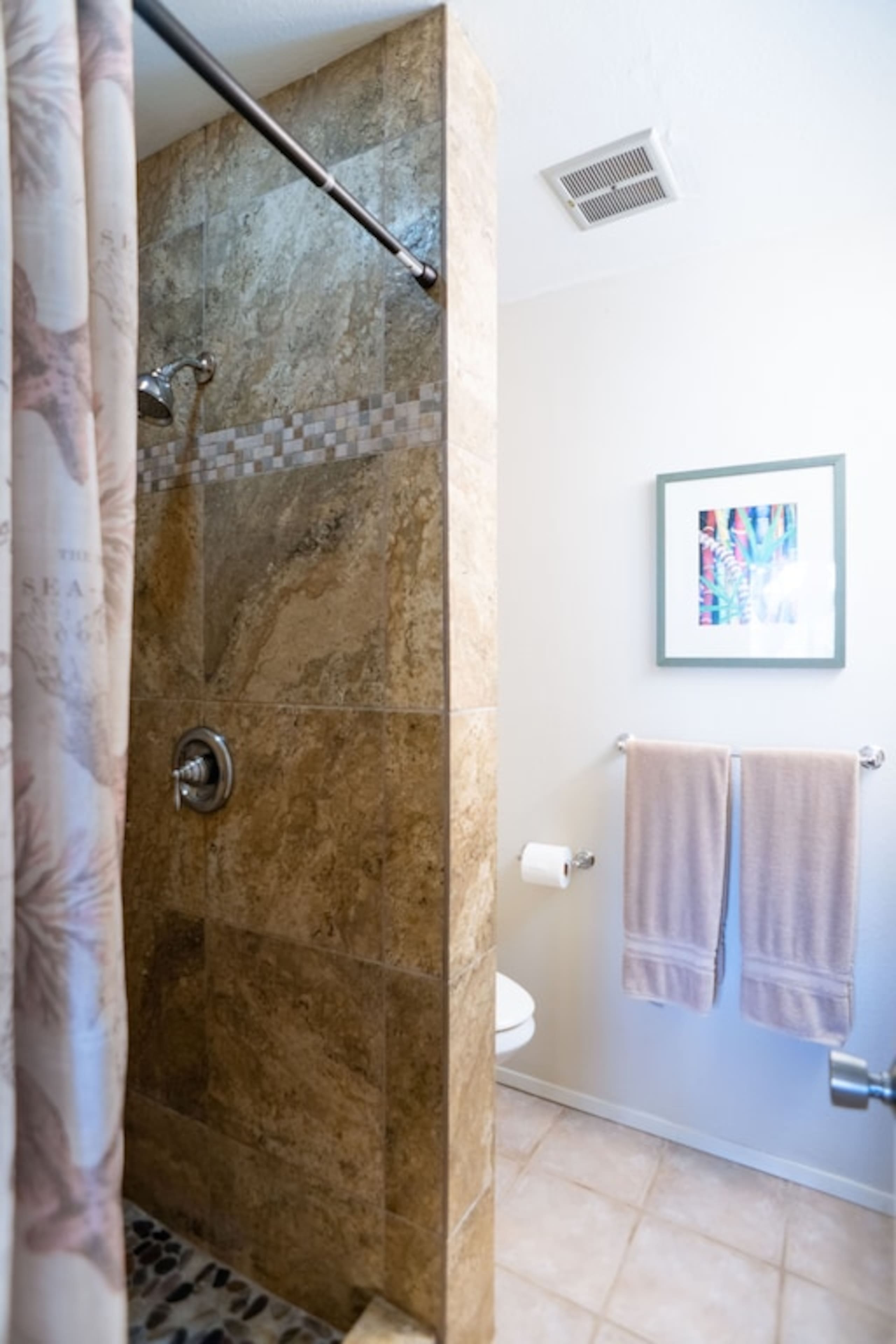 Condo in Kahuku · ★4.74 · 1 bedroom · 2 beds · 2 private baths - Image 8