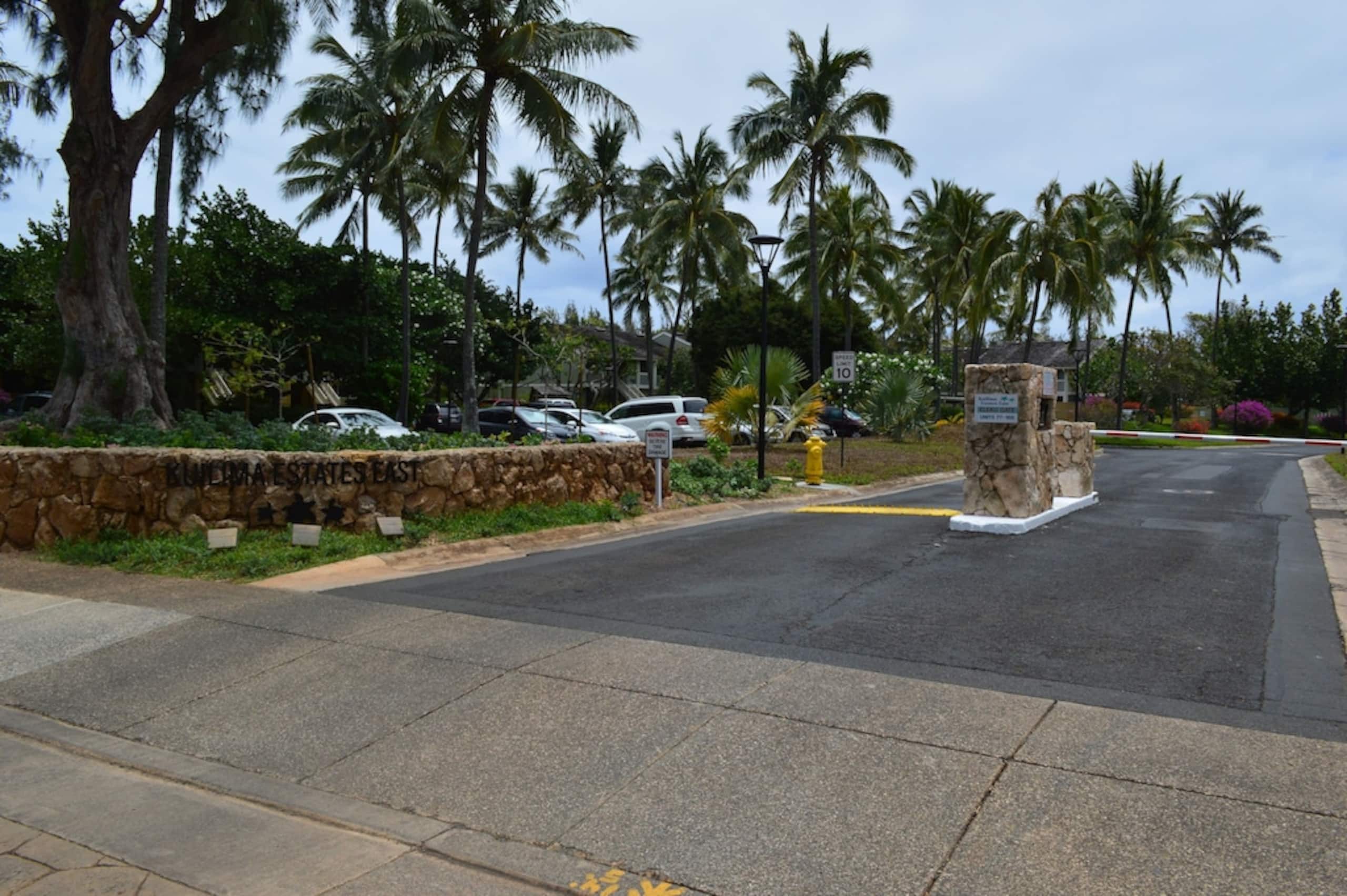 Condo in Kahuku · ★4.74 · 1 bedroom · 2 beds · 2 private baths - Image 20