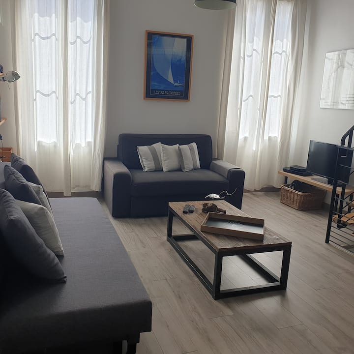 Dhoma e ndenjjes