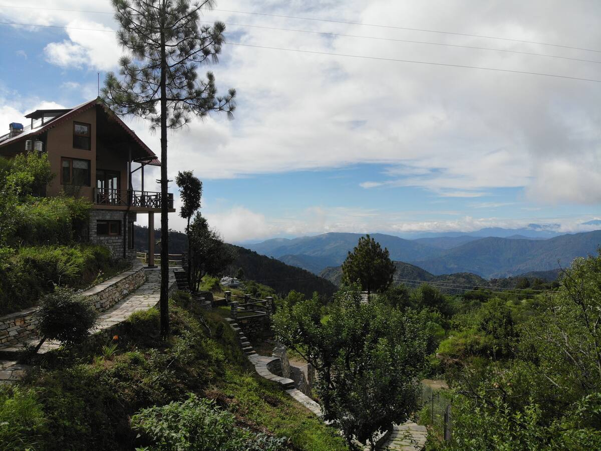 Chirping Chidiya, Mukteshwar, Mukteshwar view
