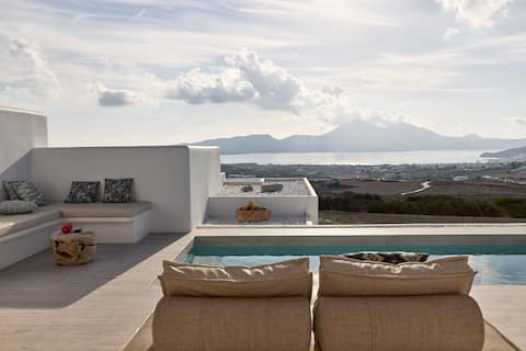 Villa Manikas Milos - Private Pool & Sea Views