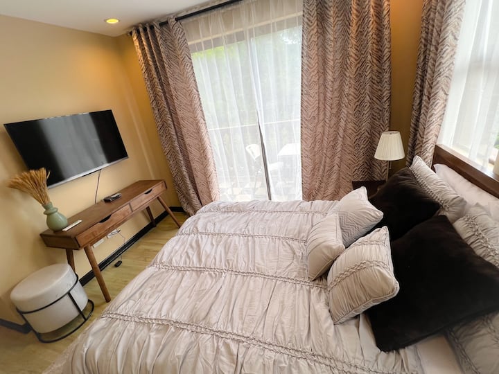 غرفة نوم ماستر - الطابق الثالث