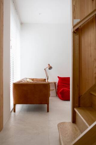 Idyllic Mews House in the Heart of the New Town gallery image 3