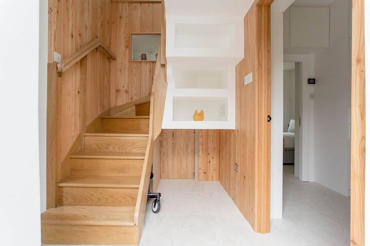 Idyllic Mews House in the Heart of the New Town gallery image 2