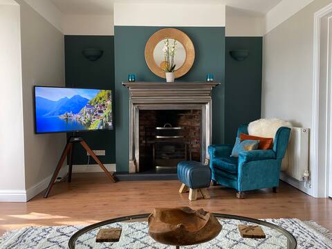 Isfryn, stunning views & boutique style. Llandudno