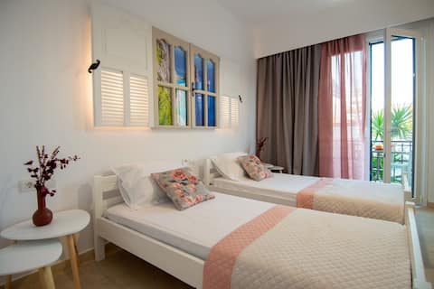 Double or Twin Studio - Kolevri Studios