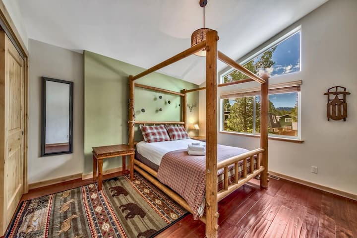 ห้องนอนที่ 5: เตียงควีนไซส์ชั้นบน