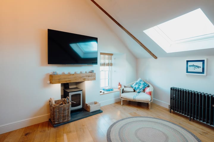 Tenby One Bedroom Apartment Close To The Harbour - Waterwynch House