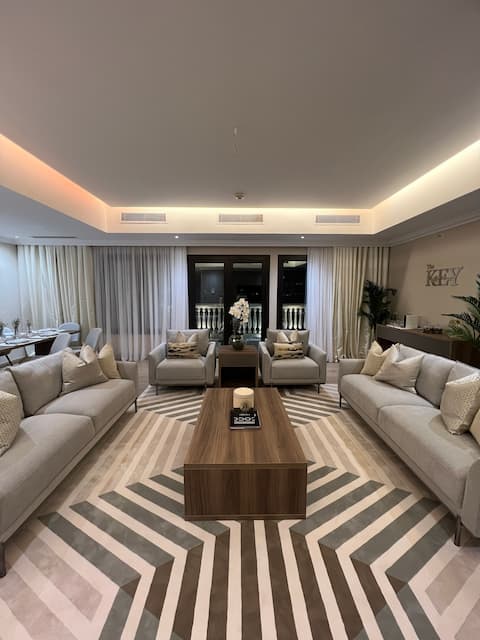 The Key - Luxury Apartment