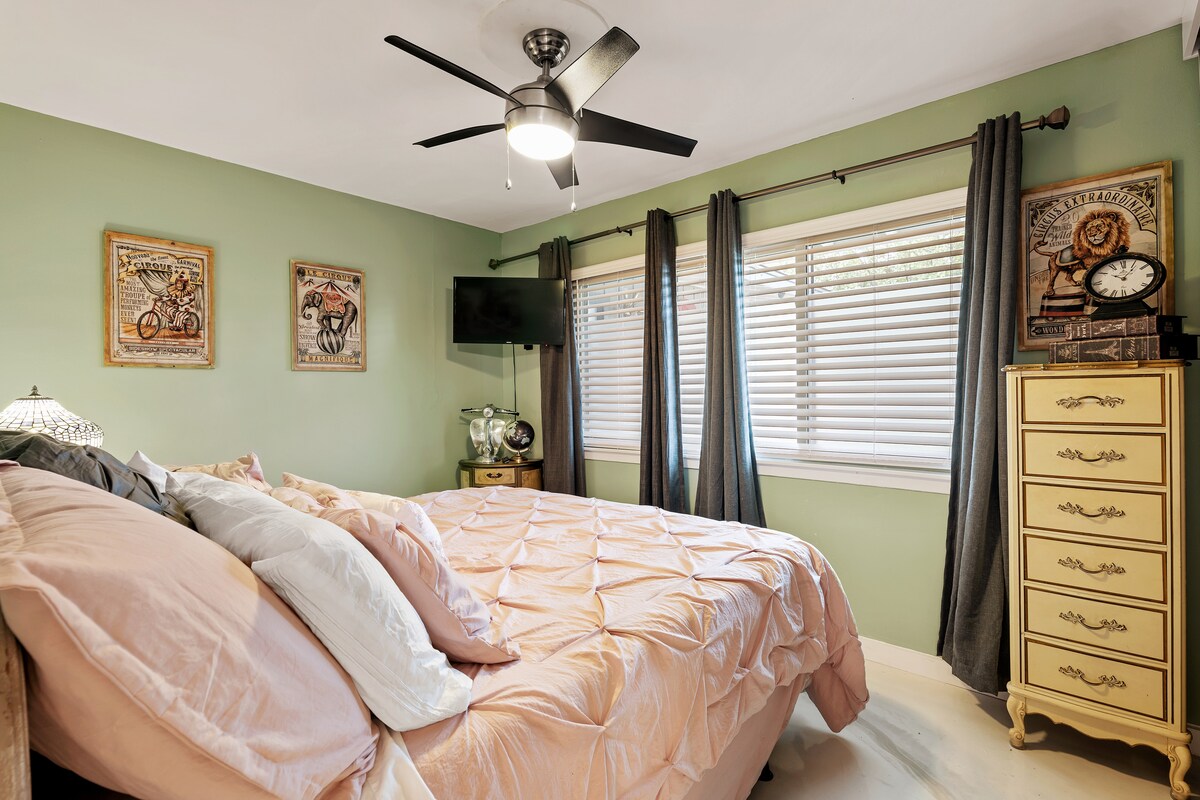 Austin ADVENTURE HOUSE+ Central near Downtown