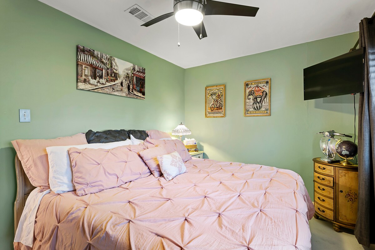 Austin ADVENTURE HOUSE+ Central near Downtown