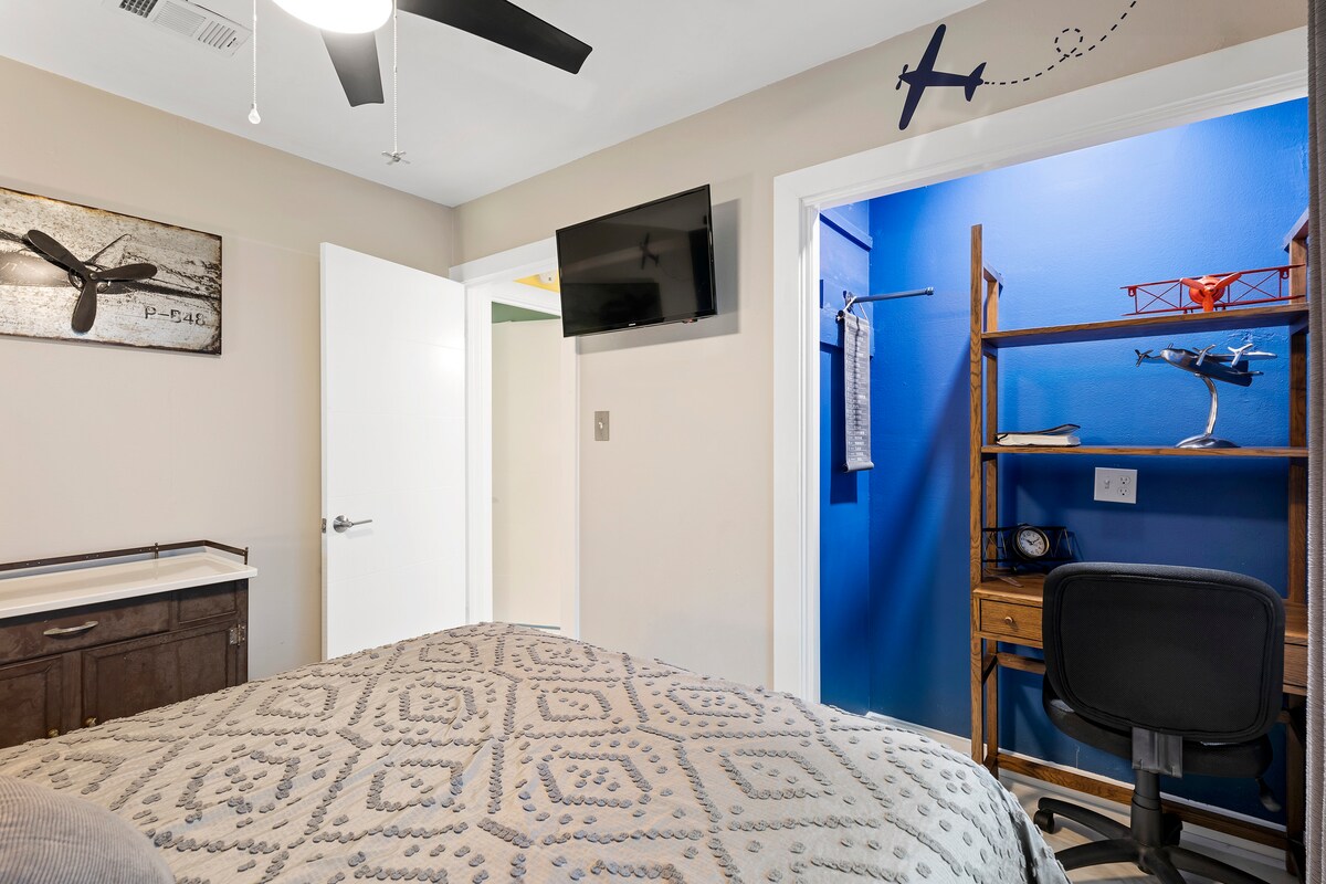 Austin ADVENTURE HOUSE+ Central near Downtown