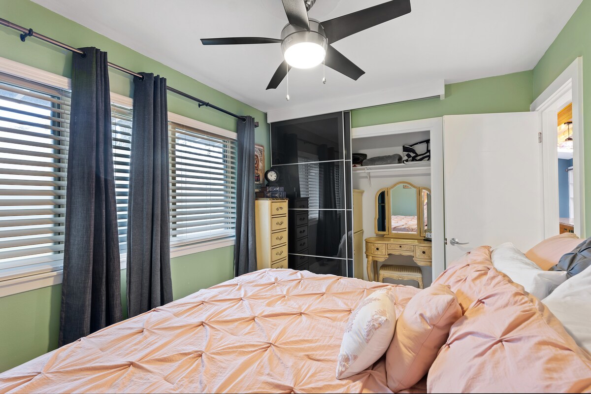 Austin ADVENTURE HOUSE+ Central near Downtown