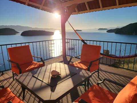 Sunrise Villa - Baja Beach Villa w/ Amazing Views!