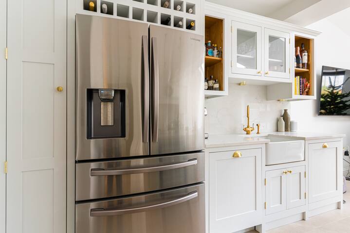 Spacious 3 bedroom house nr Wimbledon Tennis Club gallery image 4