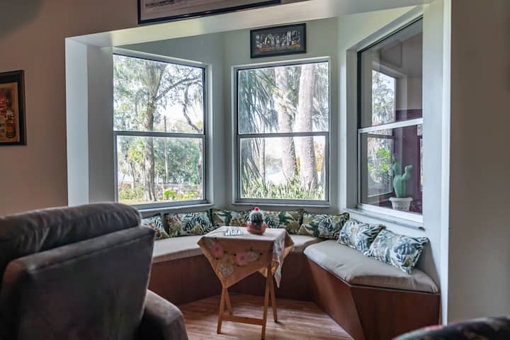 Master Bedroom With Patio Neighbor-montverde - Winter Garden, FL