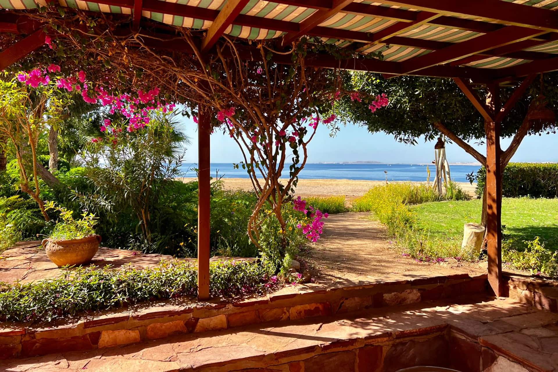 Villa Gamila (2), seaside, pool/garden