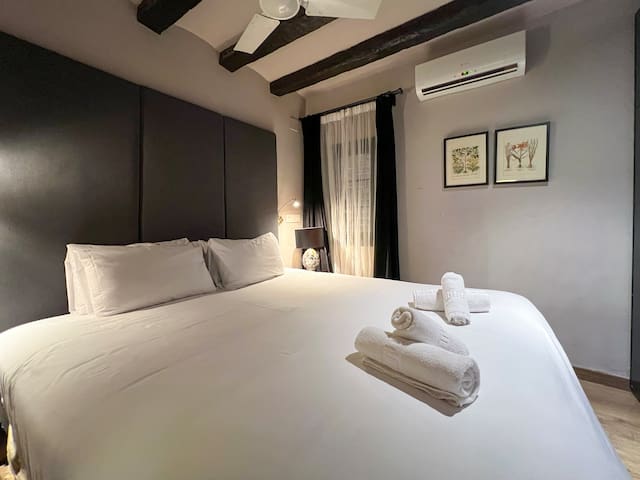 Stay U-Nique managed Airbnb listing 1