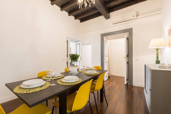 Croce Palace unit 4 – 3 Bedrooms / P.zza di Spagna gallery image 5