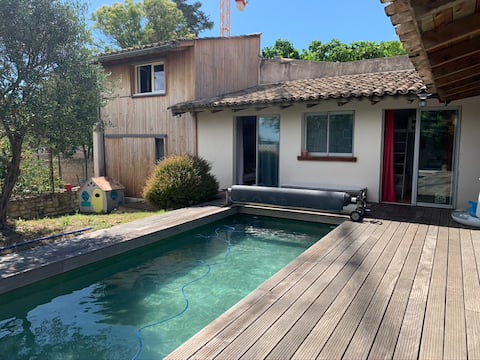 Warm house with pool