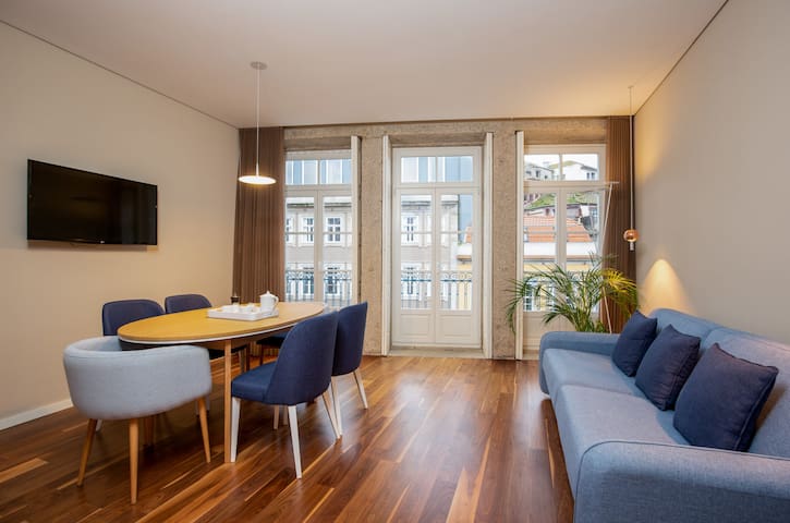 4B – Penthouse in Porto Historic Center