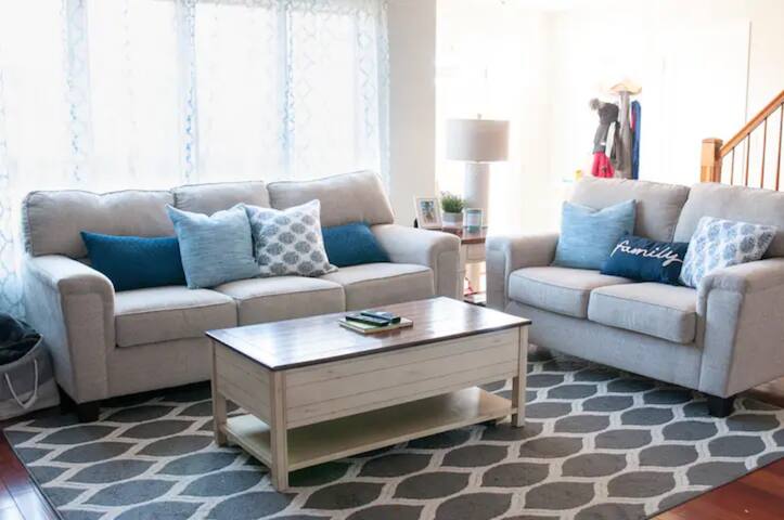 Beach House Getaway! gallery image 2